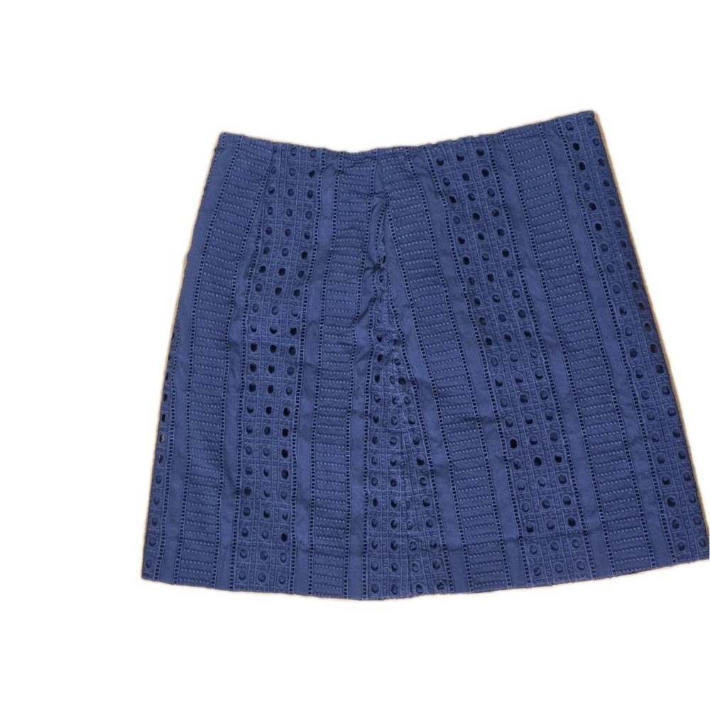 Vineyard Vines Navy Blue Eyelet Lace Mini Skirt Coquette Coastal Size 4 - Picture 2 of 7